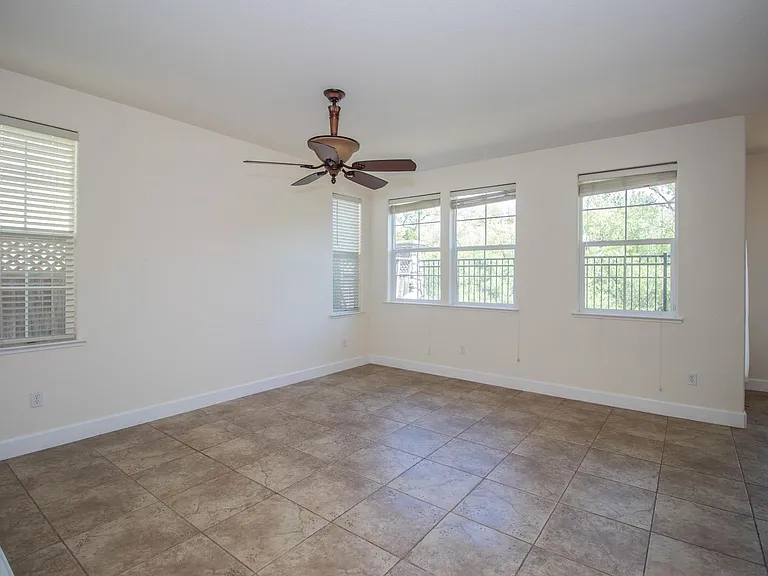 6239 Newhaven Ln — Photo 23