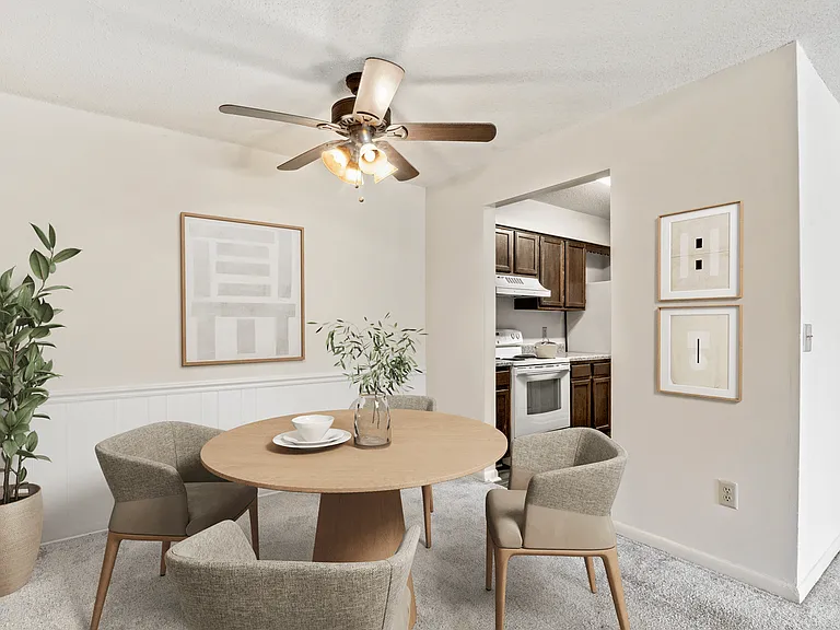 Eastchester Ridge Apartments — Photo 40