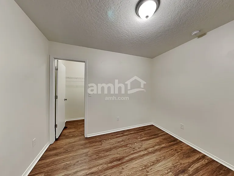 1211 N Cambrick Dr — Photo 19
