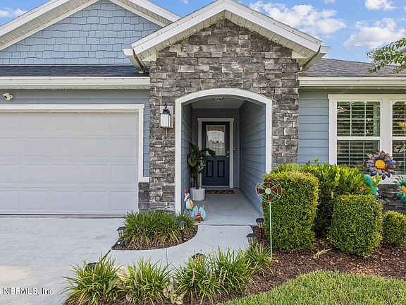 5th image of 13627 BROOKWATER Drive