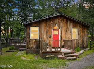 108 Dogwood Dr, Greentown, PA 18426