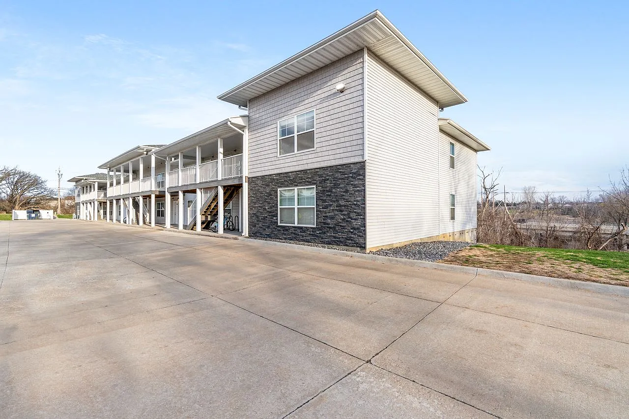 1 bed, 600 sqft, $1,020 — Photo 3