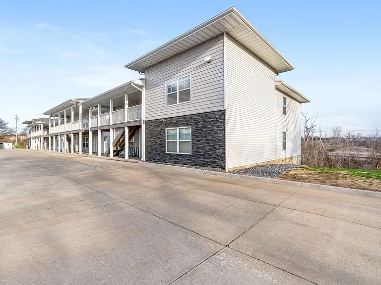 5113 Devils Glen Rd #209 — Photo 3
