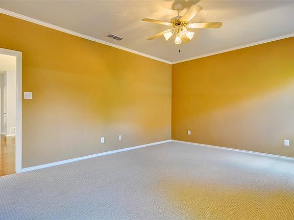 3rd image of 7508 Ashcroft Cir