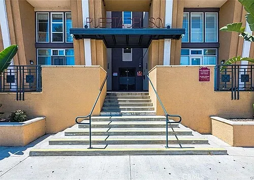 360 Avenue 26 Photo 1