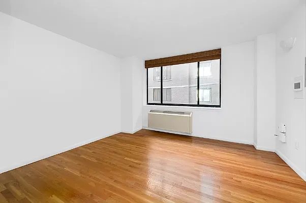 Rented by AZ REALTY NYC LLC | media 14