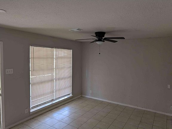 5th image of 5207 Rue St