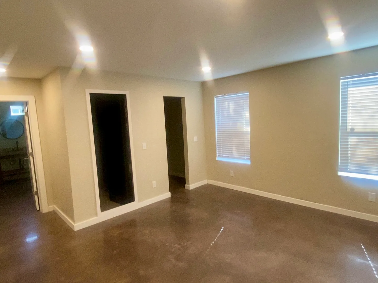 3 bed, 1920 sqft, $2,500 — Photo 4