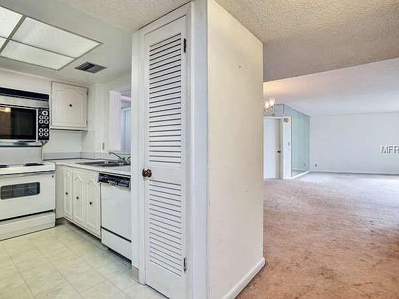2nd image of 2611 Bayshore Blvd APT 205