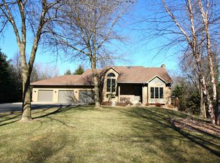 13225 Arthur St, Rogers, MN 55374