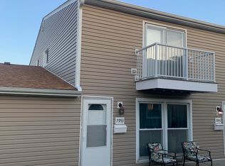 7953 164th Ct #795, Tinley Park, IL 60477