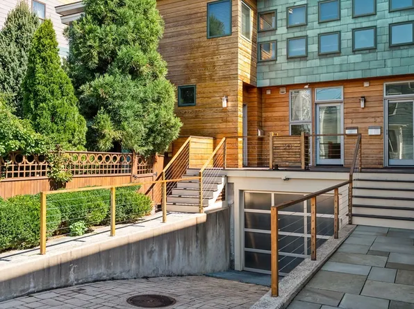 30 Jay St APT 3, Cambridge, MA 02139