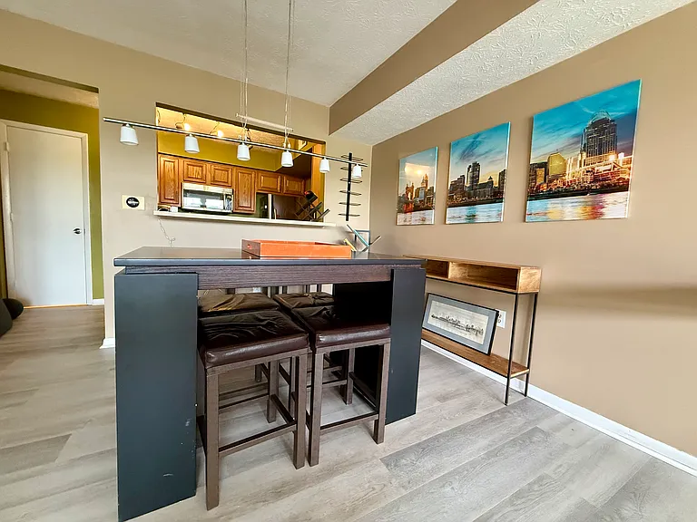 556 Tusculum Ave #556 — Photo 9