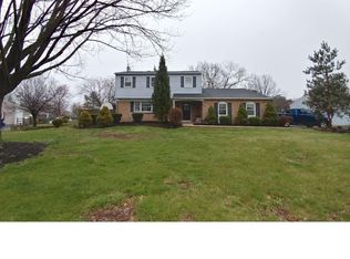 45 Hickory Ln, Chalfont, PA 18914