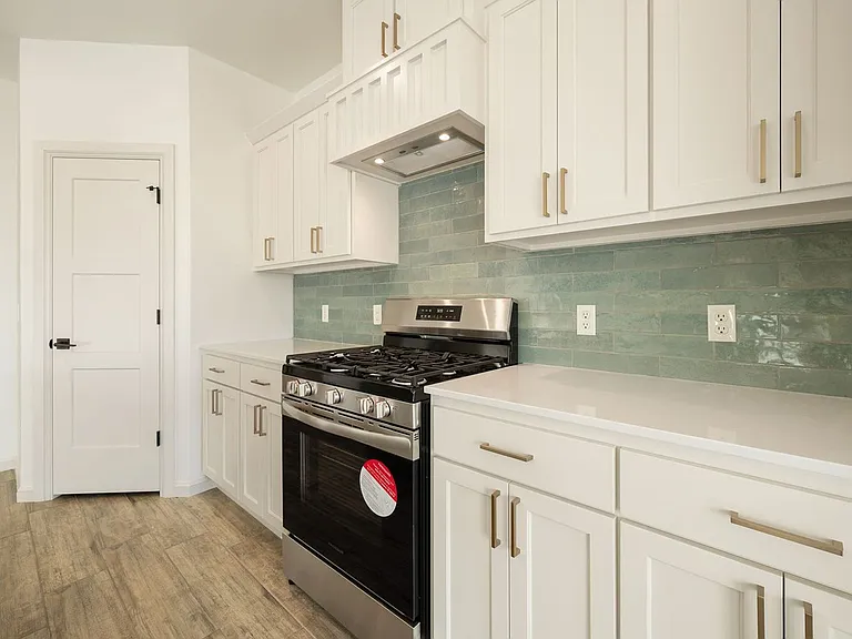 5017 Misty Wood Ln — Photo 12