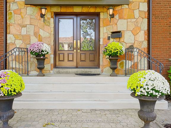 3rd image of 3979 River Mill Way