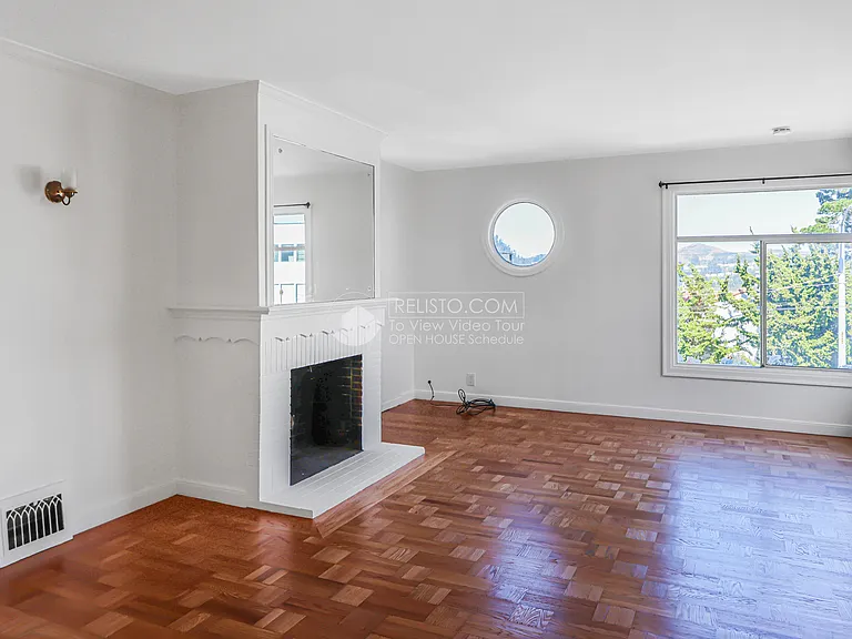 2043 10th Ave — Photo 3