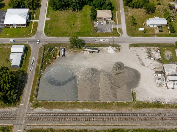 805 NW 9th Street, Okeechobee, FL 34972