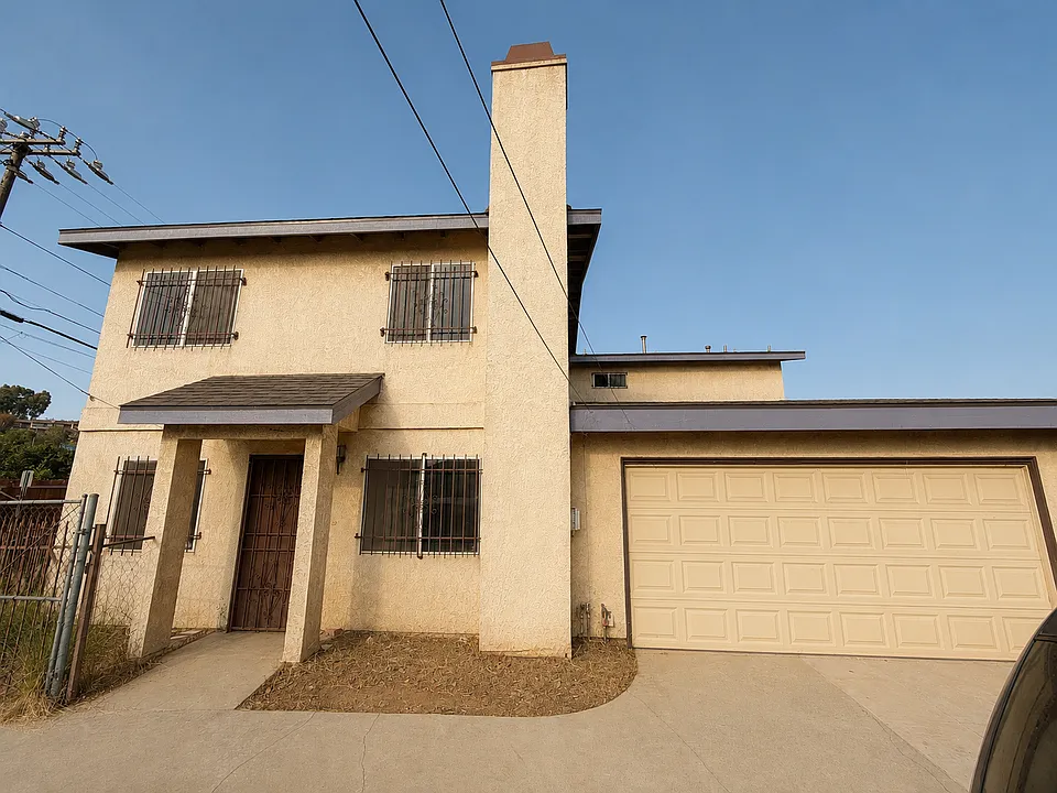 2802 W Ramona Rd #B