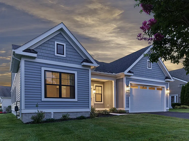 Exterior 4