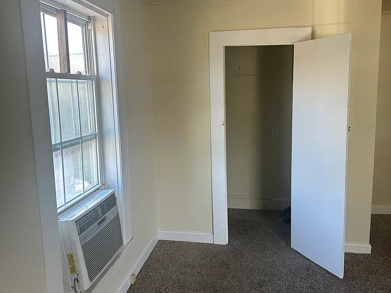 407 Moir St #5 — Photo 11