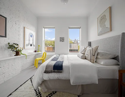 Sold by Compass | media 12