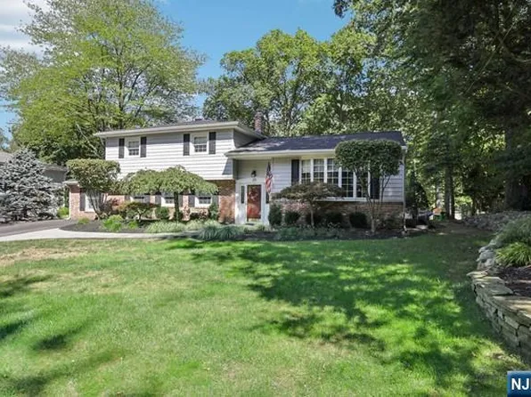 20 Chris Ave, Hillsdale, NJ 07642