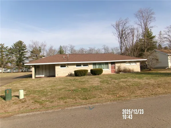 2007 McKinley Ave, Charleston, IL 61920