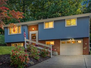 216 Hillendale Rd, Pittsburgh, PA 15237