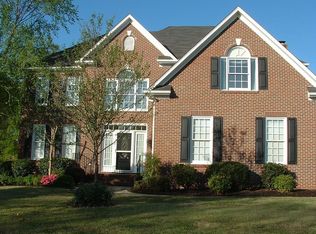 317 Huntcliff Dr, Taylors, SC 29687