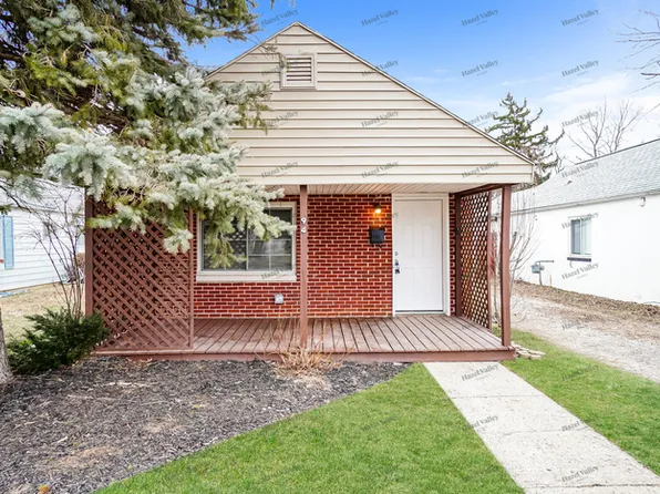 94 Florence Ave, Columbus, OH 43228