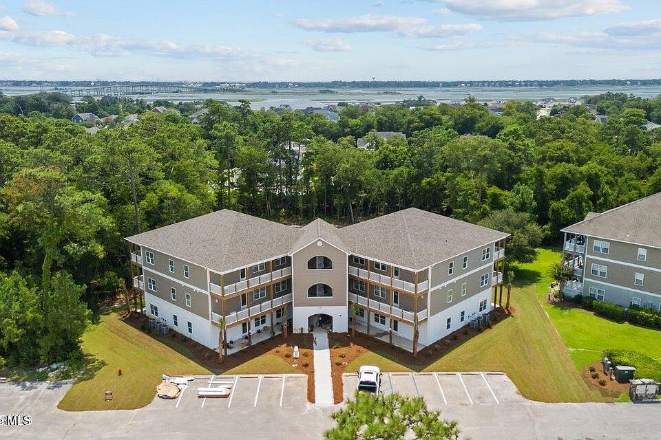 1st image of 400 Lighthouse Lane #B2