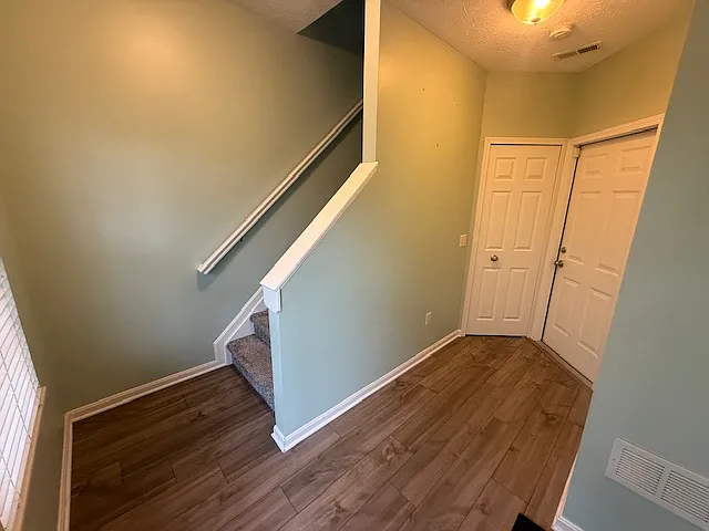 1210 E Chapman Ln #6 — Photo 11
