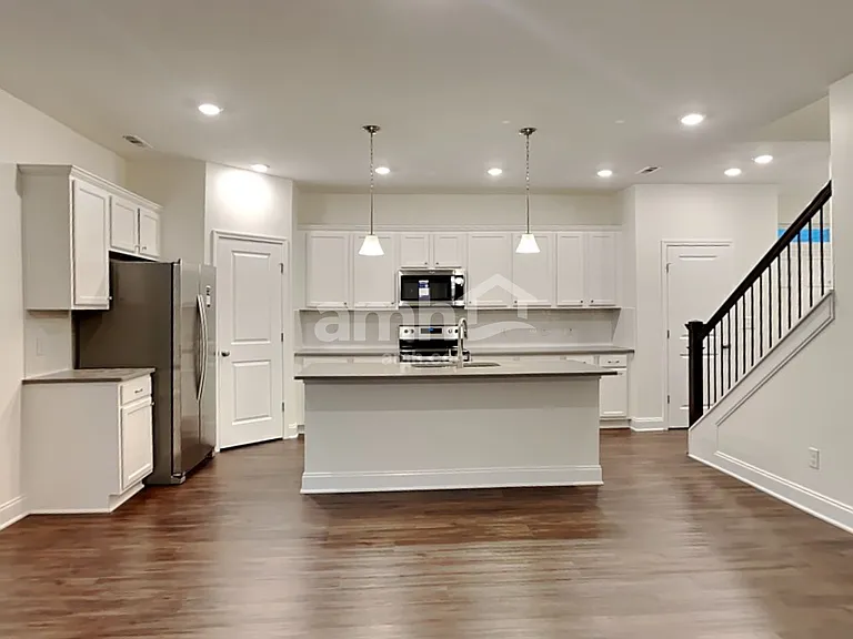3557 Leeville Pike — Photo 4