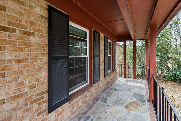 4 bed, 3.0 bath, 2240 sqft, $1,850 — Photo 4