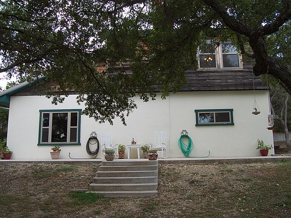 3rd image of 7004 Park Dr #37