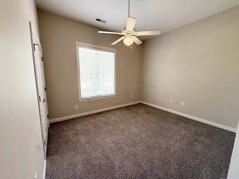 4906 Shaftesbury Pl — Photo 7