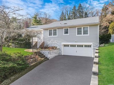 59 Lake Avenue, Mill Neck, NY, 11765