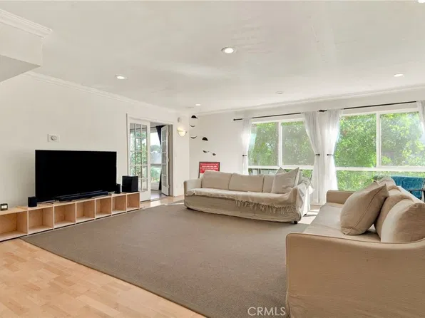 5315 Zelzah Ave APT 16, Encino, CA 91316