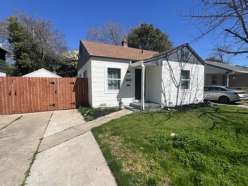 4541 V St Photo 1
