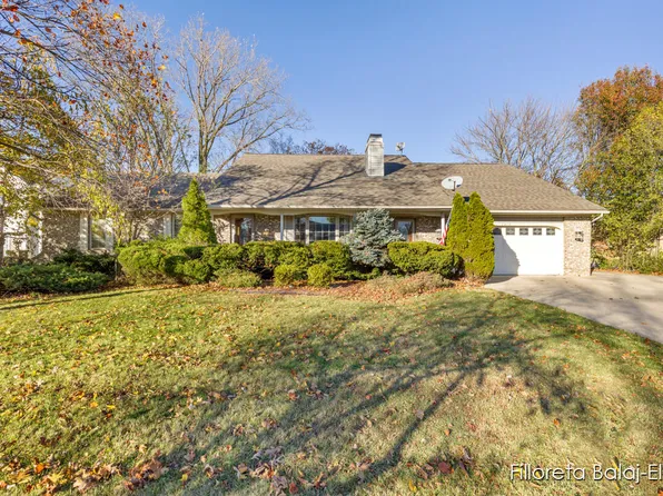 2413 Palm Dale Dr SW, Wyoming, MI 49418