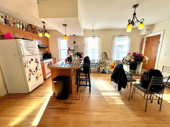 (undisclosed Address), Somerville, MA 02144