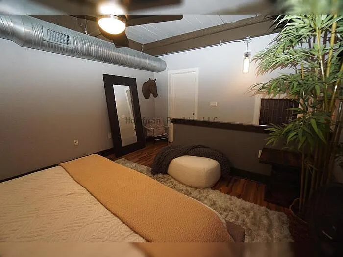 1501 W Horatio St #111 — Photo 13