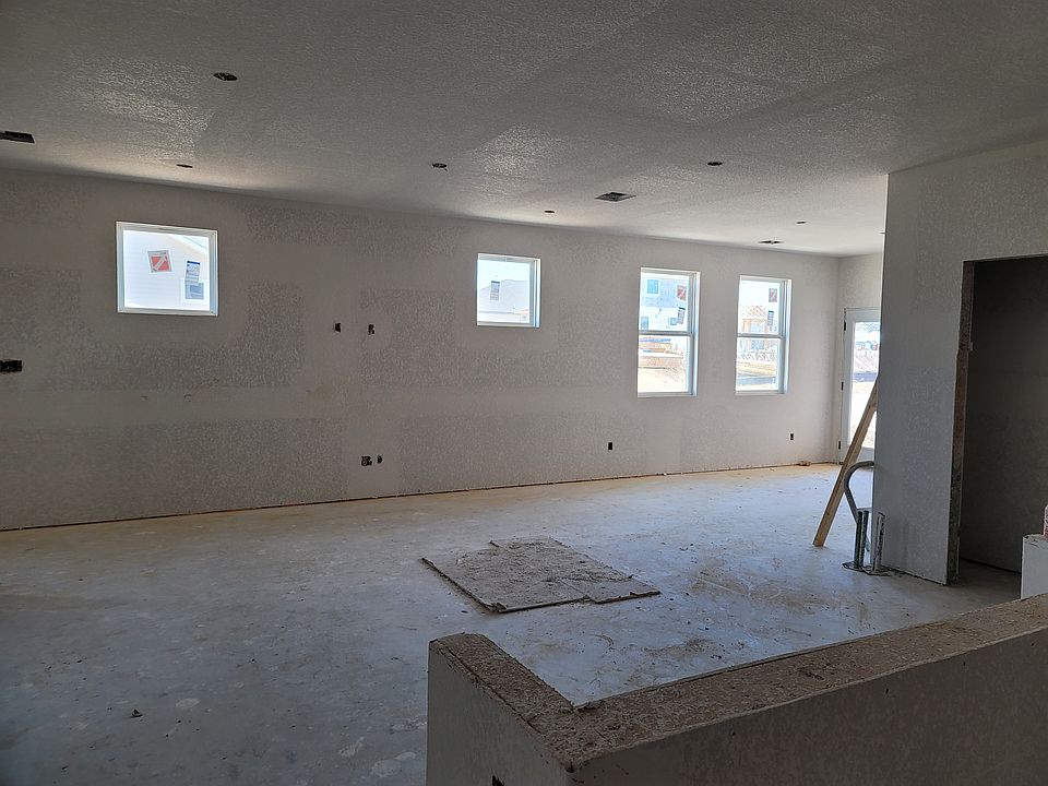 360 Fluttermill Loop Elevation Image 1