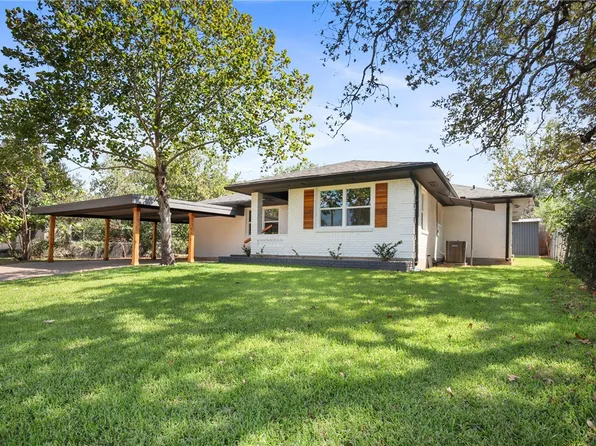 111 Pleasant St, Bryan, TX 77801