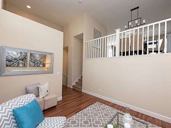 5th image of 311 Satuma Dr