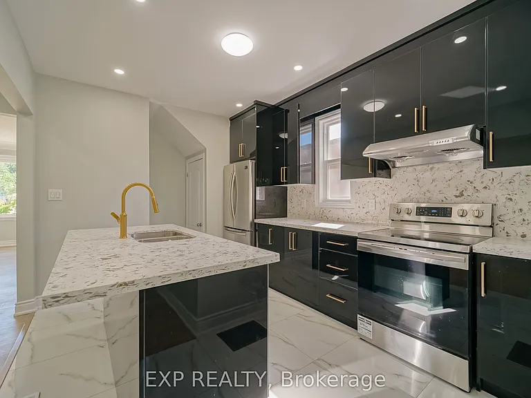 1509 Main St E #UPSTAIRS — Photo 2
