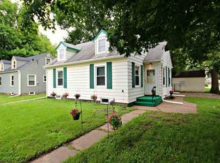 330 19th Ave, Moline, IL 61265