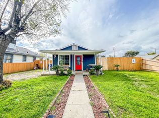 300 S Quince Ave, Exeter, CA 93221