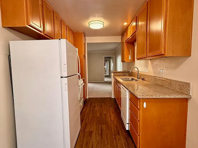4109 Louisiana St — Photo 5